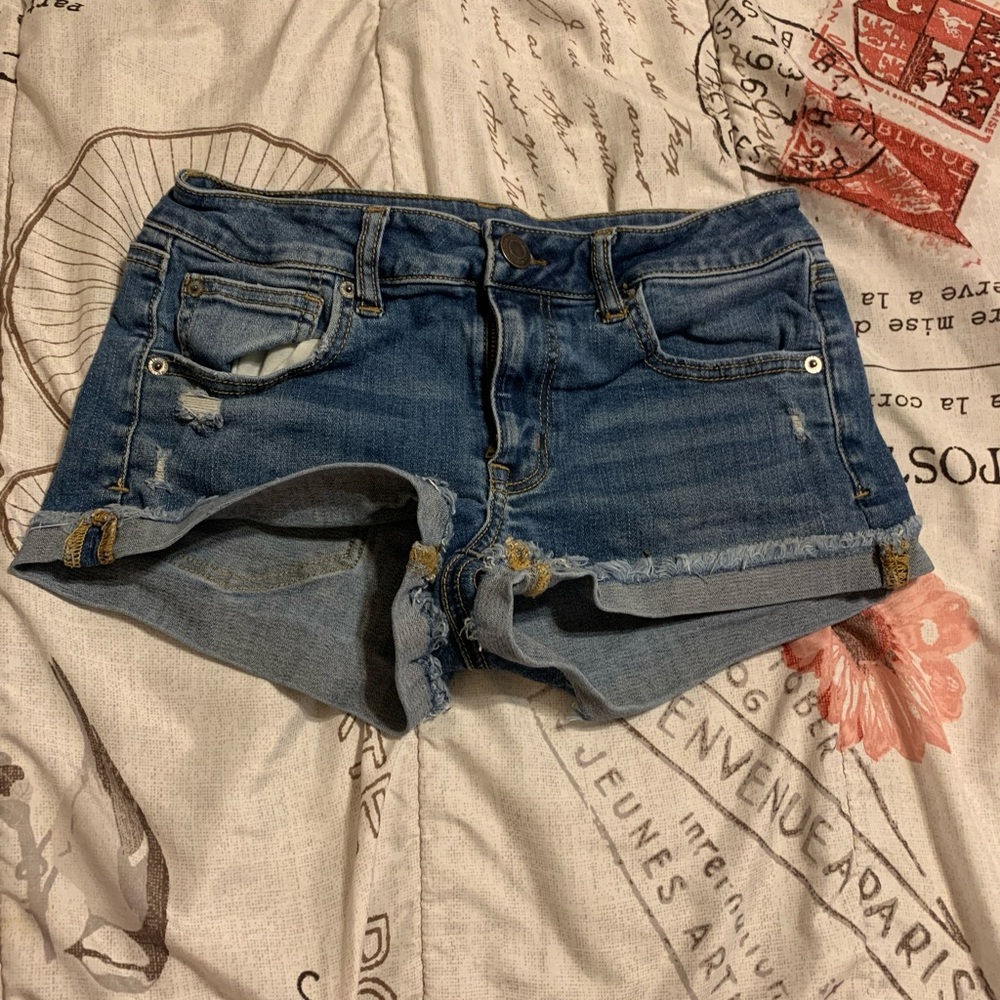 American eagle shorts size 6